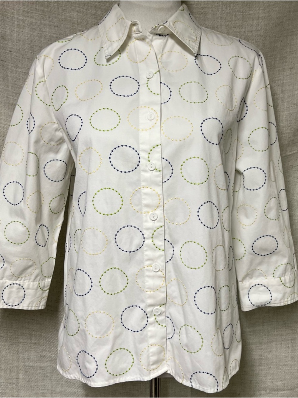 breckenridge White Button-Up Jacket with Multicolor Embroidered Circles